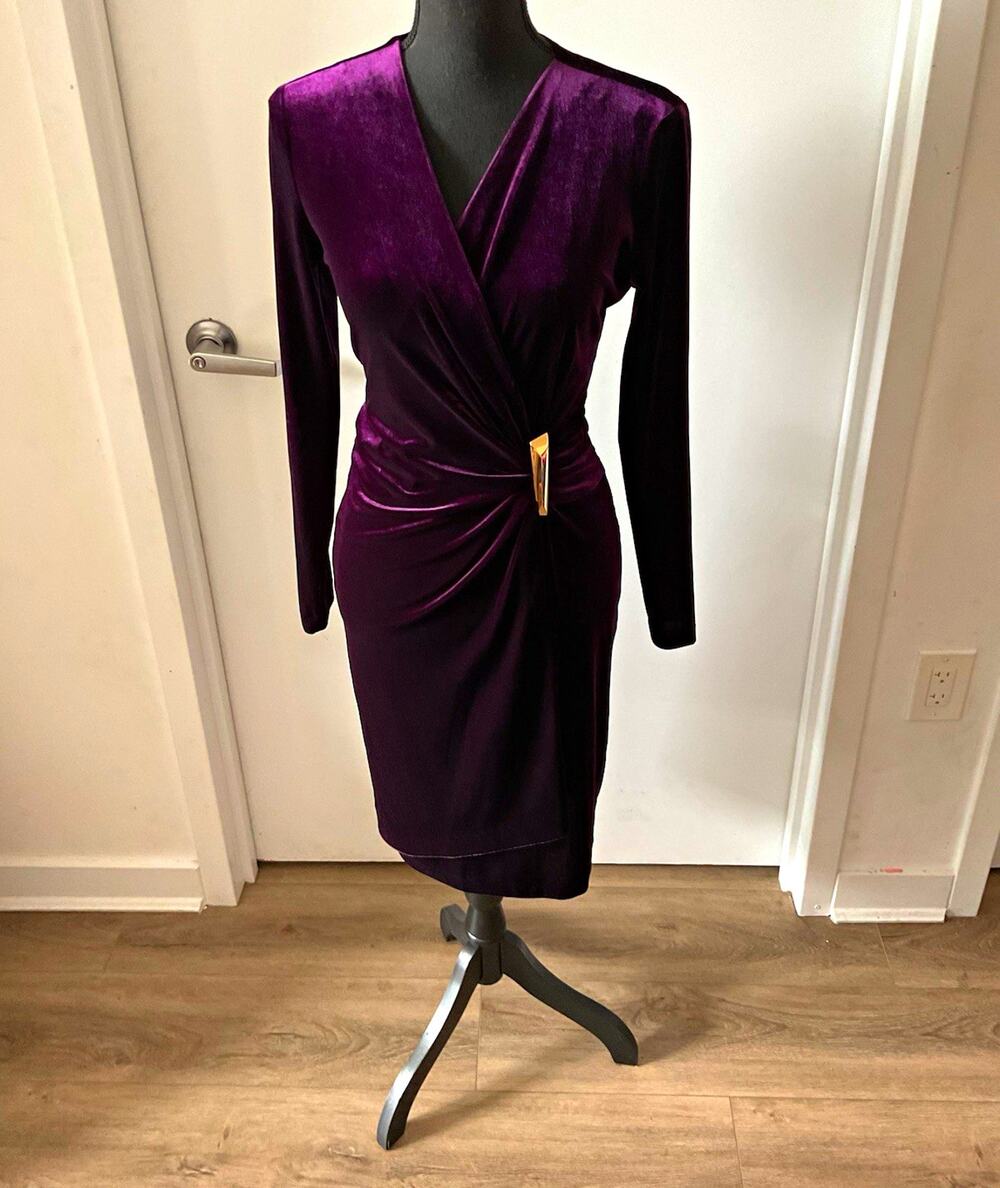 Calvin Klein Purple Velvet Metallic Accent V-Neck Sheath Dress Lined Sz 4